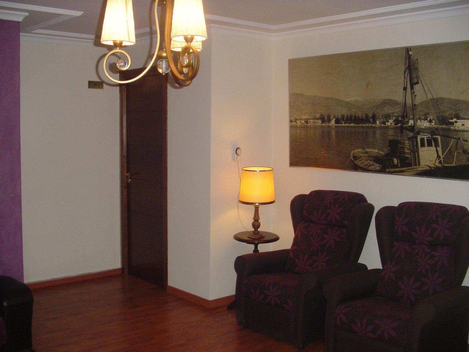 מוטריל Hostal Cabrera מראה חיצוני תמונה