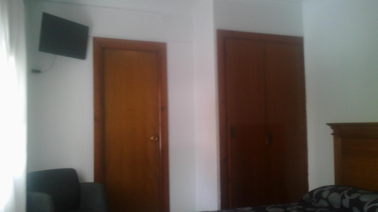 מוטריל Hostal Cabrera מראה חיצוני תמונה